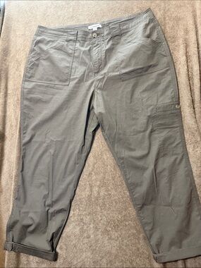 Liz Claiborne Misses Tan Cargo Pants